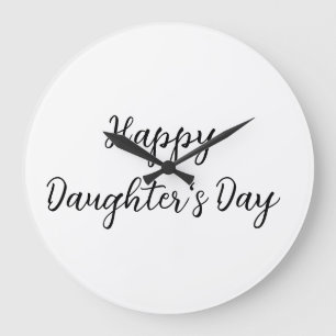 Grande Horloge Ronde Joyeuse fête des filles texte minimal simple ajout