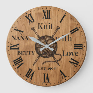 Grande Horloge Ronde Knit with Love Wall Clock | Custom Name & Year