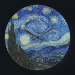 Grande Horloge Ronde La nuit étoilée, 1889 par Vincent van Gogh<br><div class="desc">La nuit étoilée,  1889 par Vincent van Gogh. Il représente la vue depuis la fenêtre est de sa chambre d'asile à Saint-Rémy-de-Provence,  juste avant le lever du soleil,  avec l'ajout d'un village imaginaire.</div>