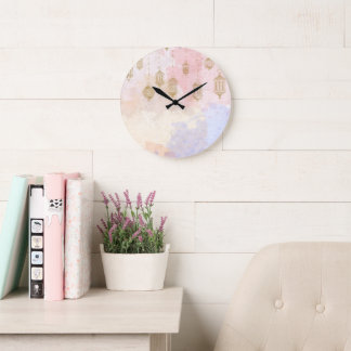 Grande Horloge Ronde “Lantern Dreams” Pastel Ramadan 
