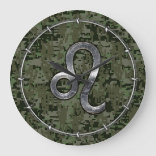 Grande Horloge Ronde Léo Zodiac Sign on Green Digital Camo