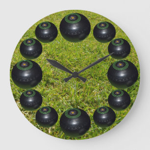 Grande Horloge Ronde Les Pelouses Sur L'Herbe Verte,