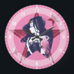 Grande Horloge Ronde Ligue de Justice | Wonder Woman & Stars Pop Art<br><div class="desc">Découvrez la Femme Wonder de Justice League dessinée dans un style noir à contraste élevé,  tourné et tourné vers la gauche à l'intérieur d'une étoile rouge. Ce graphique est accentué de points mi-teintes pour lui donner une sensation de bande dessinée nostalgique.</div>