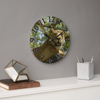 Grande Horloge Ronde Lioness looking From Tree Clock