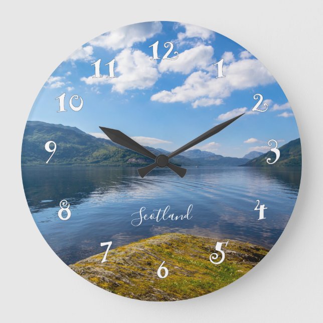 Grande Horloge Ronde Loch Lomond en Écosse, beautiful wall clock (Recto)