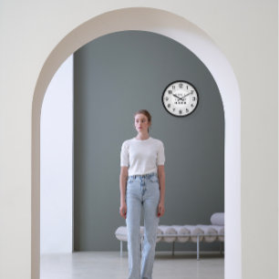Grande Horloge Ronde Logo personnalisé noir gris minimalisme d'entrepr