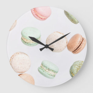 Grande Horloge Ronde Macarons colorés : Doux Motif en chute.