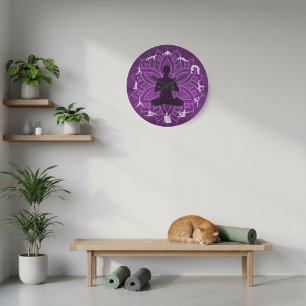 Grande Horloge Ronde Mandala violet paisible avec Poses de Yoga