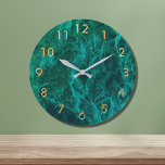 Grande Horloge Ronde Marbre vert or élégant classique<br><div class="desc">Impression de pierre en faux marbre vert foncé tendance. (pas de vraie pierre) Avec des chiffres de couleur faux or/cuivre.</div>