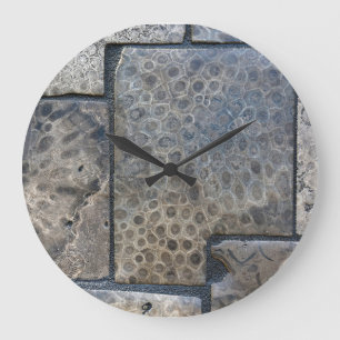 Grande Horloge Ronde Michigan petoskey stone tile design