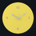 Grande Horloge Ronde Minimaliste jaune et gris<br><div class="desc">L'horloge artistique moderne présente un design minimaliste dans une palette de couleurs jaune et gris. Un design simple et simple avec des chiffres gris sur un arrière - plan jaune. Un ajout branché à votre cuisine, salon ou mur de bureau, un cadeau de bureau moderne réfléchi ou un cadeau maison...</div>
