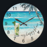 Grande Horloge Ronde Mojito Cocktail Beach Happy Place Watercolor<br><div class="desc">Cette conception peut être personnalisée dans la zone fournie en modifiant la photo et/ou le texte. Vous pouvez également le customiser en cliquant sur Personnaliser ce Modèle, puis en choisissant l'option cliquer pour customiser et supprimer ou modifier la couleur de l'arrière - plan, ajouter du texte, modifier la couleur ou...</div>