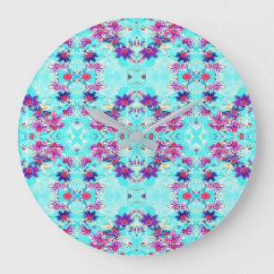 Grande Horloge Ronde Motif de fleur violette mignonne et girly sur bleu