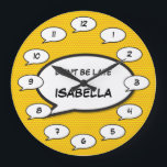 Grande Horloge Ronde N'ARRIVEZ PAS EN RETARD Bande dessinée Pop Art<br><div class="desc">Horloges de bandes dessinées de super-héros à la mode qui sont sûres d'ajouter une touche de couleur à une gamme de pièces autour de votre maison ou de votre bureau. Un moyen idéal de vous traiter ou de traiter quelqu'un que vous connaissez avec ces horloges de designer de convention de...</div>