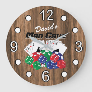 Grande Horloge Ronde Nuit de poker à la Grotte des hommes sur le bois