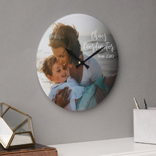 Grande Horloge Ronde Organisatrice de chaos Maman Année personnalisée