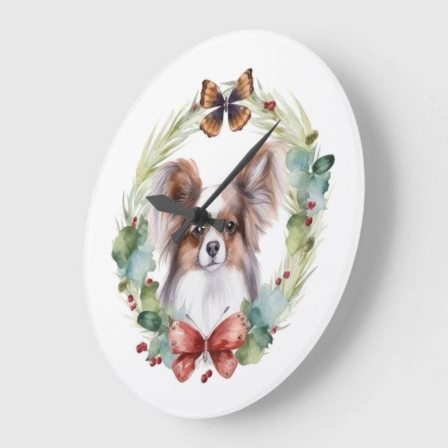 Grande Horloge Ronde Papillon Christmas Wreath Festive Pup (Angle)