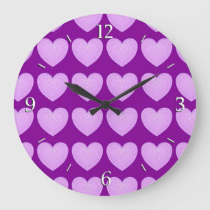 Grande Horloge Ronde Pastel lavender coeur sur un arrière - plan violet