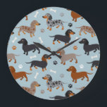 Grande Horloge Ronde Paws and Bones Pattern<br><div class="desc">Paws and Bones Pattern</div>