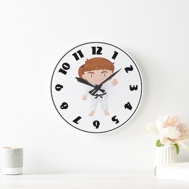 Grande Horloge Ronde Personnage de karaté fille enfants arts martiaux (Créateur téléchargé)