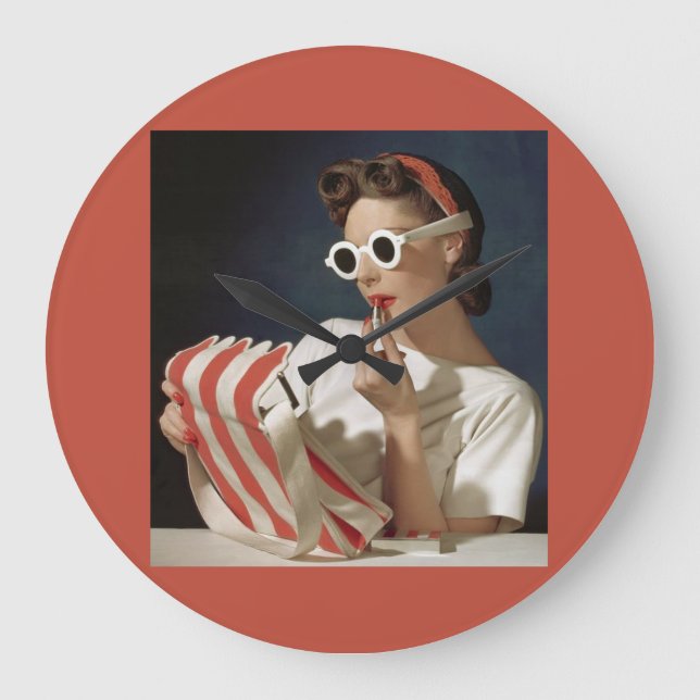 Grande Horloge Ronde photo de mode des années 1950 (Recto)