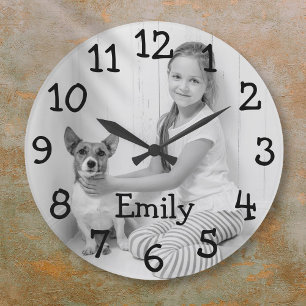 Grande Horloge Ronde Photo personnalisé en noir et blanc avec nom
