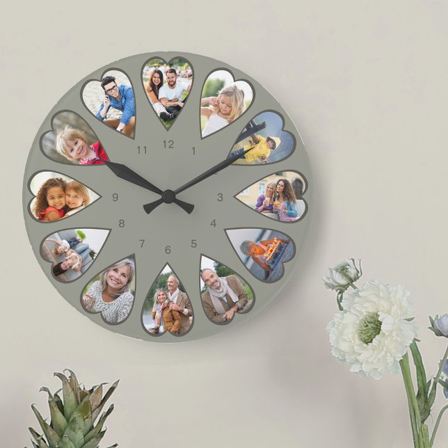 Grande Horloge Ronde Photos en forme de coeur Vert rond (Photo clock with 12 heart shaped photos. Unusual design for your home and a thoughtful photo gift.)
