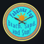 GRANDE HORLOGE RONDE PLAGE, SABLE ET SOLEIL ! FABULEUX FUN SUNNY PARTI<br><div class="desc">Prêt pour la PLAGE ? Vous êtes juste à temps pour obtenir ce Fabulous Fun BEACH SAND AND AND SUN design sur les produits Zazzle! Rappelez-vous les cadeaux dont vous avez besoin et les personnes spéciales qui aiment les journées ensoleillées chaudes plage. N'oubliez pas d'obtenir quelque chose de VanOmmeren pour...</div>