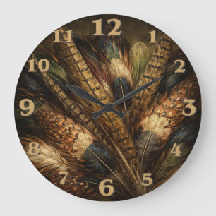 Grande Horloge Ronde Plume de faisan complexe en gros plan