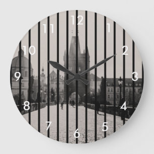 Grande Horloge Ronde Pont Charles à Prague