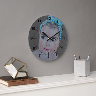 Grande Horloge Ronde Portrait de bébé peint par Alfred Fox