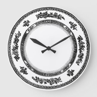 Grande Horloge Ronde pretty vintage black and white china