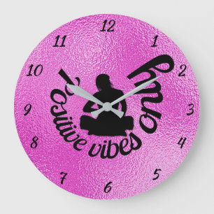 Grande Horloge Ronde Purple de méditation positive de Vibes Only Zen Yo