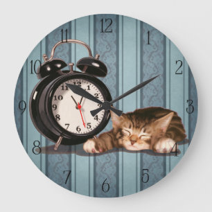 Grande Horloge Ronde Retro alarm clock and kitty