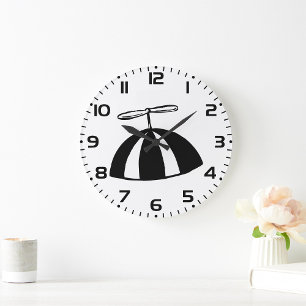 Grande Horloge Ronde Retro hélice Beanie Whimsical noir et blanc