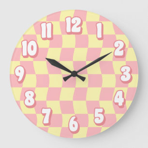 Grande Horloge Ronde Retro Pastel rose jaune Wavy Checkerboard