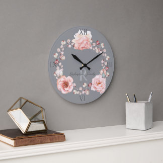 Grande Horloge Ronde Rose d'aquarelle Wreath personnalisée | Gray