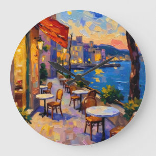 Grande Horloge Ronde Rue européenne au coucher du soleil