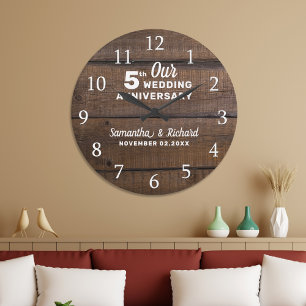 Grande Horloge Ronde Rustic Dark Brown Wood 5e anniversaire Mariage
