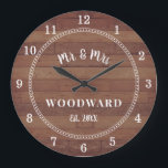 Grande Horloge Ronde Rustic M. Et Mme Monogrammed Mariage Newlyweds<br><div class="desc">Une grange moderne rustique en bois shiplap monogrammed mariage horloge murale avec date établie.</div>