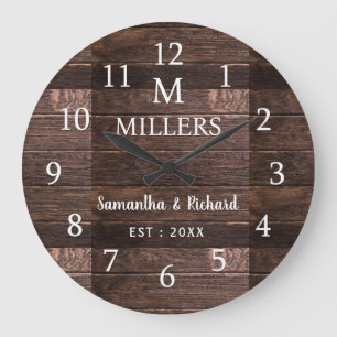 Grande Horloge Ronde Rustic Wood Nom de famille Monogram Ferme