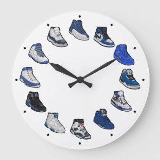Grande Horloge Ronde Sneaker Acrylic Wall Clock