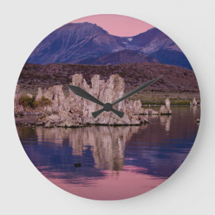 Grande Horloge Ronde Spectaculaire Lac Mono Dans L'Ombre