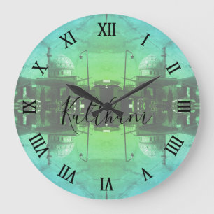 Grande Horloge Ronde Station-service vintage Iraq Bagdad près d'une mos