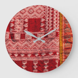 Grande Horloge Ronde Tapis rouge au marché