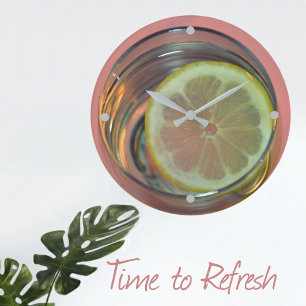 Grande Horloge Ronde Tranches de citron dans l'eau Temps de rafraîchiss