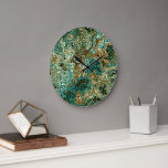 Grande Horloge Ronde Turquoise Turquoise Or Brown Minéraux Marbre Motif<br><div class="desc">Belle aqua contemporaine turquoise,  minéraux turquoises et or brun motif en marbre. Design hipster original,  branché,  moderne et fantaisiste pour l'artiste ou artsy branché,  style d'art rétro vintage ou abstrait graphiste numérique de motifs géométriques.</div>