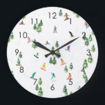 Grande Horloge Ronde Type de snowboarding moderne Freeride<br><div class="desc">Illustration fantaisiste cool de snowboarders colorés,  snowboard downhill dans les montagnes parmi les pins,  l'épinette,  sapins sur la poudre de neige fraîche. Le snowboard et le sport de plein air xmas dans une forêt d'hiver. Cadeaux de snowboard. Décor de Noël de snowboard.</div>