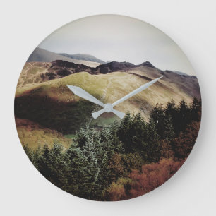 GRANDE HORLOGE RONDE VUE MONTAGNE SUR LES WALES