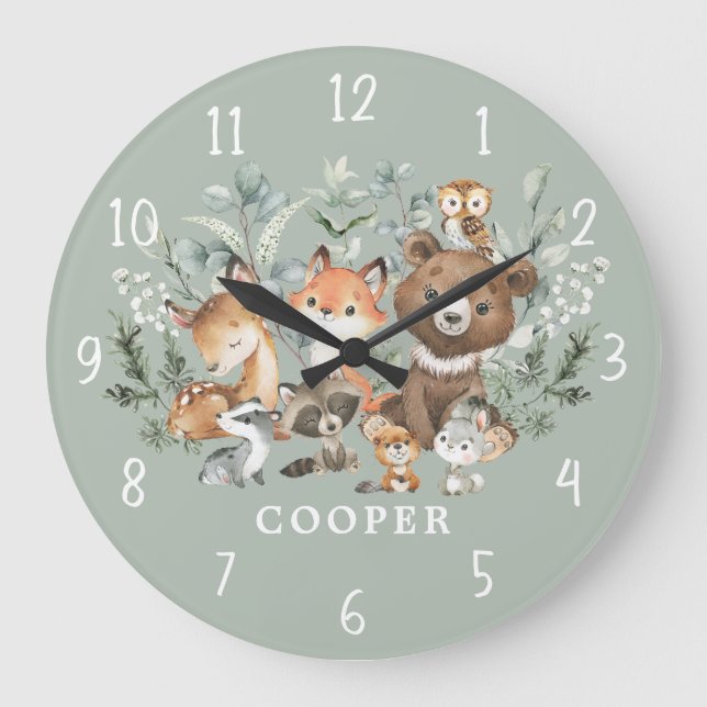Grande Horloge Ronde Whimsical Sage Green Woodland Animaux Garçon Nurse (Recto)